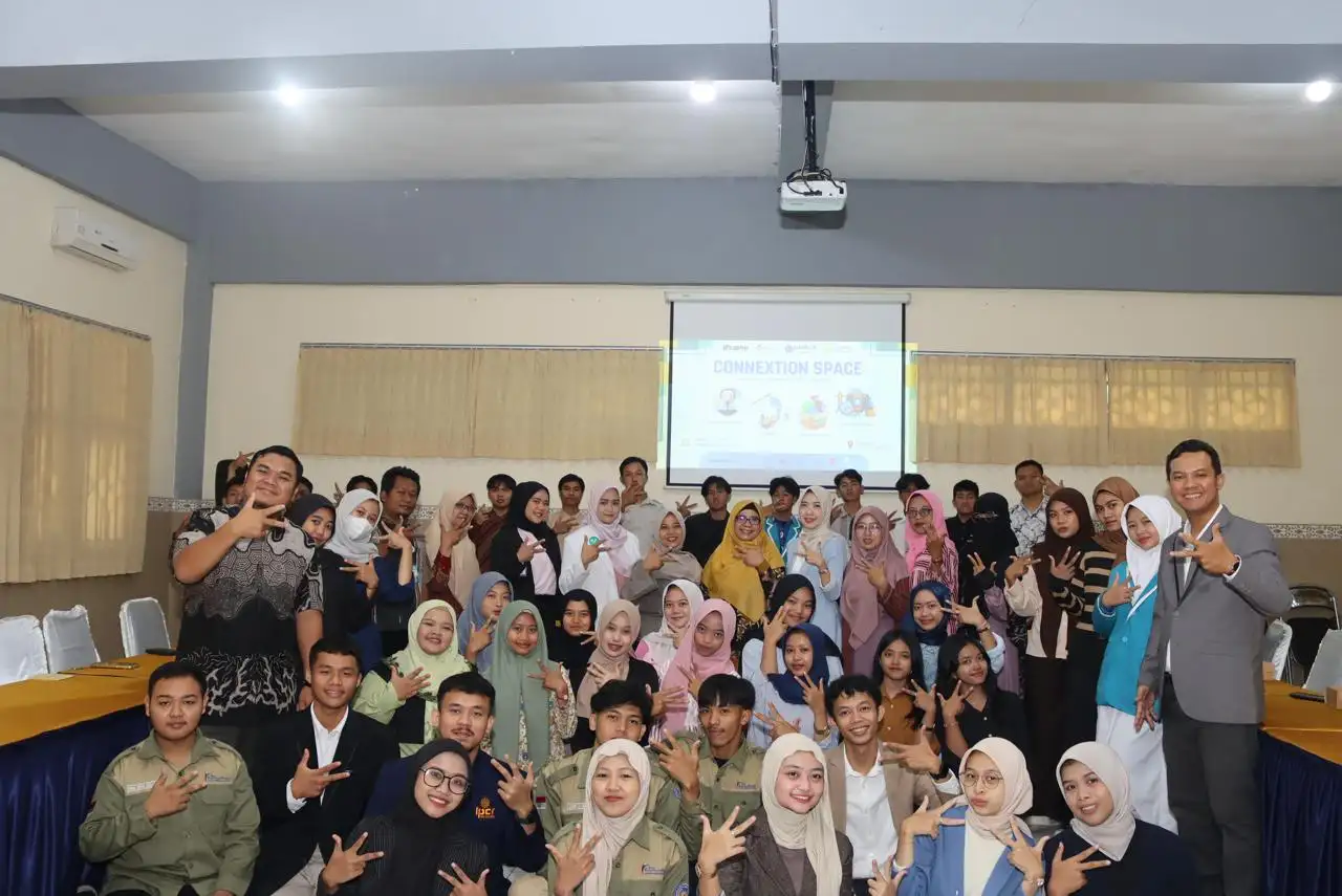 Event Connextion Space Ilmu Komunikasi UMKLA Tingkatkan Soft Skill Mahasiswa