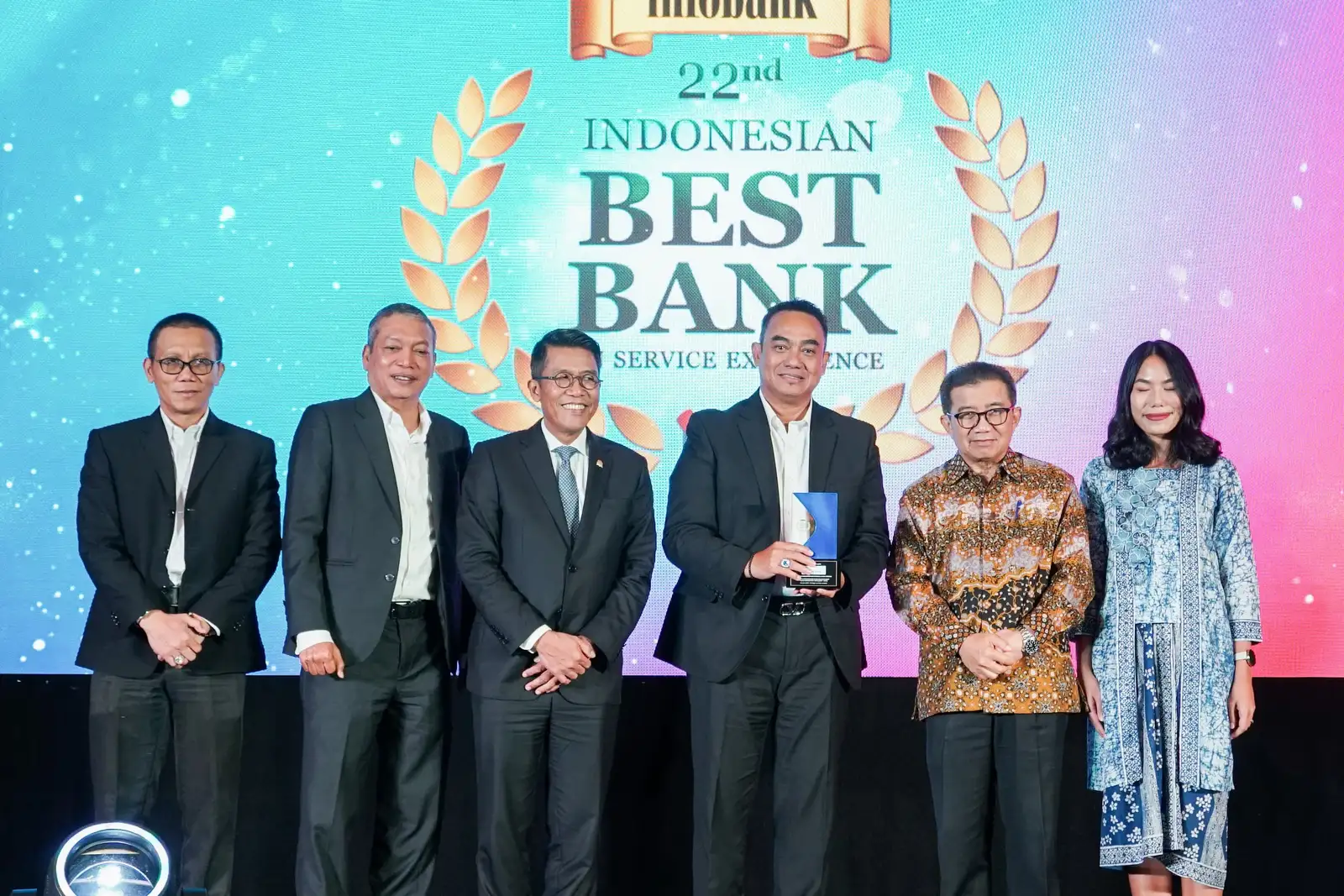 Bank Jateng Raih 10 Penghargaan di Infobank Banking Service Excellence Awards