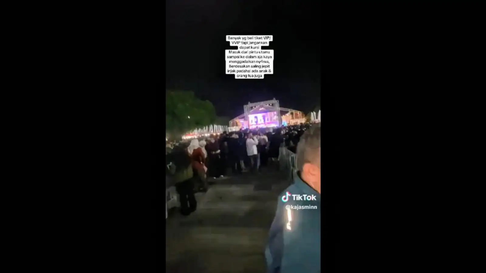 Penonton Festival Reog Kecewa Tak Kebagian Kursi, Padahal Beli Tiket VIP