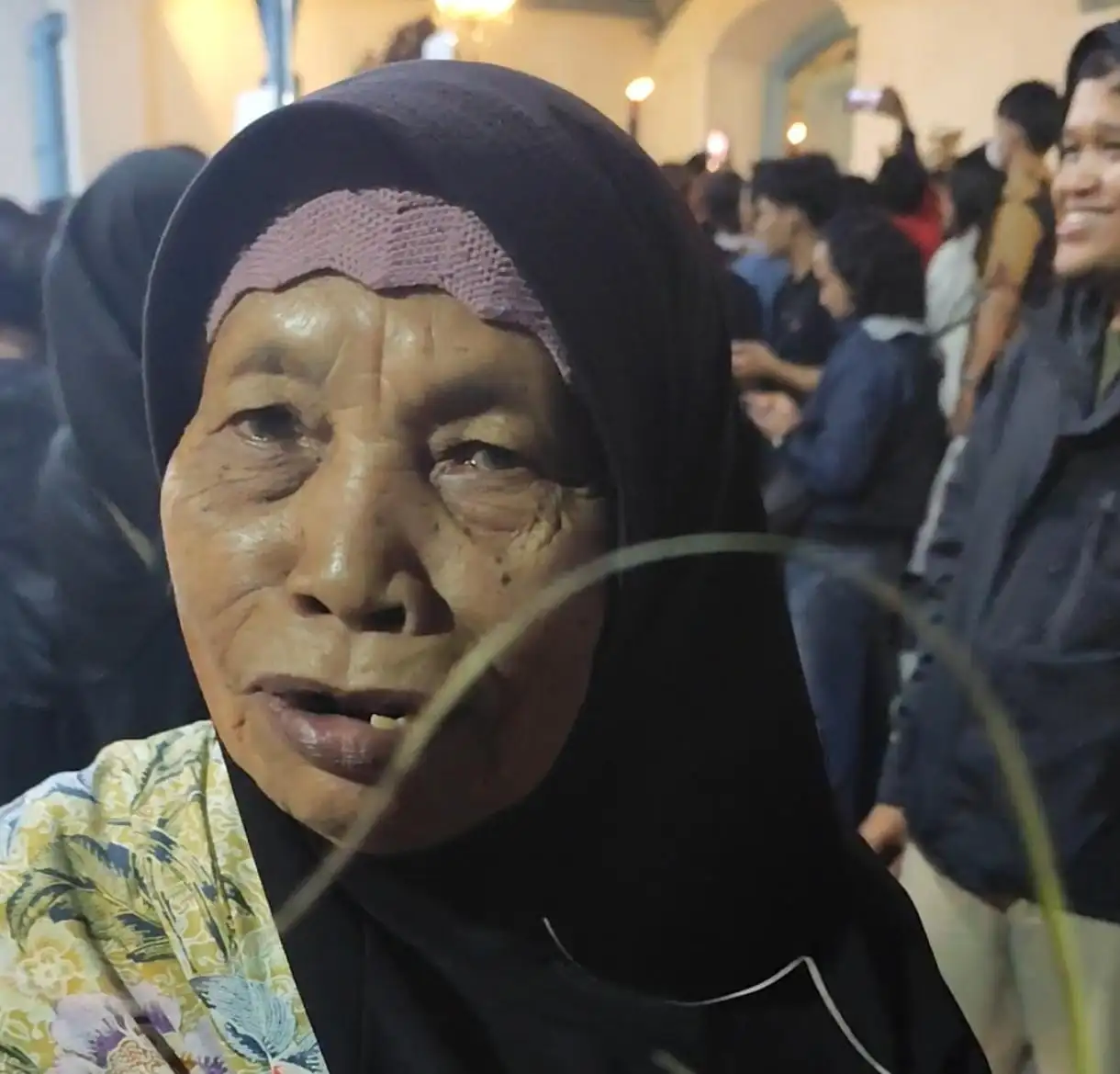 55 Tahun, Warga Semarang Ini Tak Pernah Absen Ngalap Berkah Malam 1 Sura di Solo
