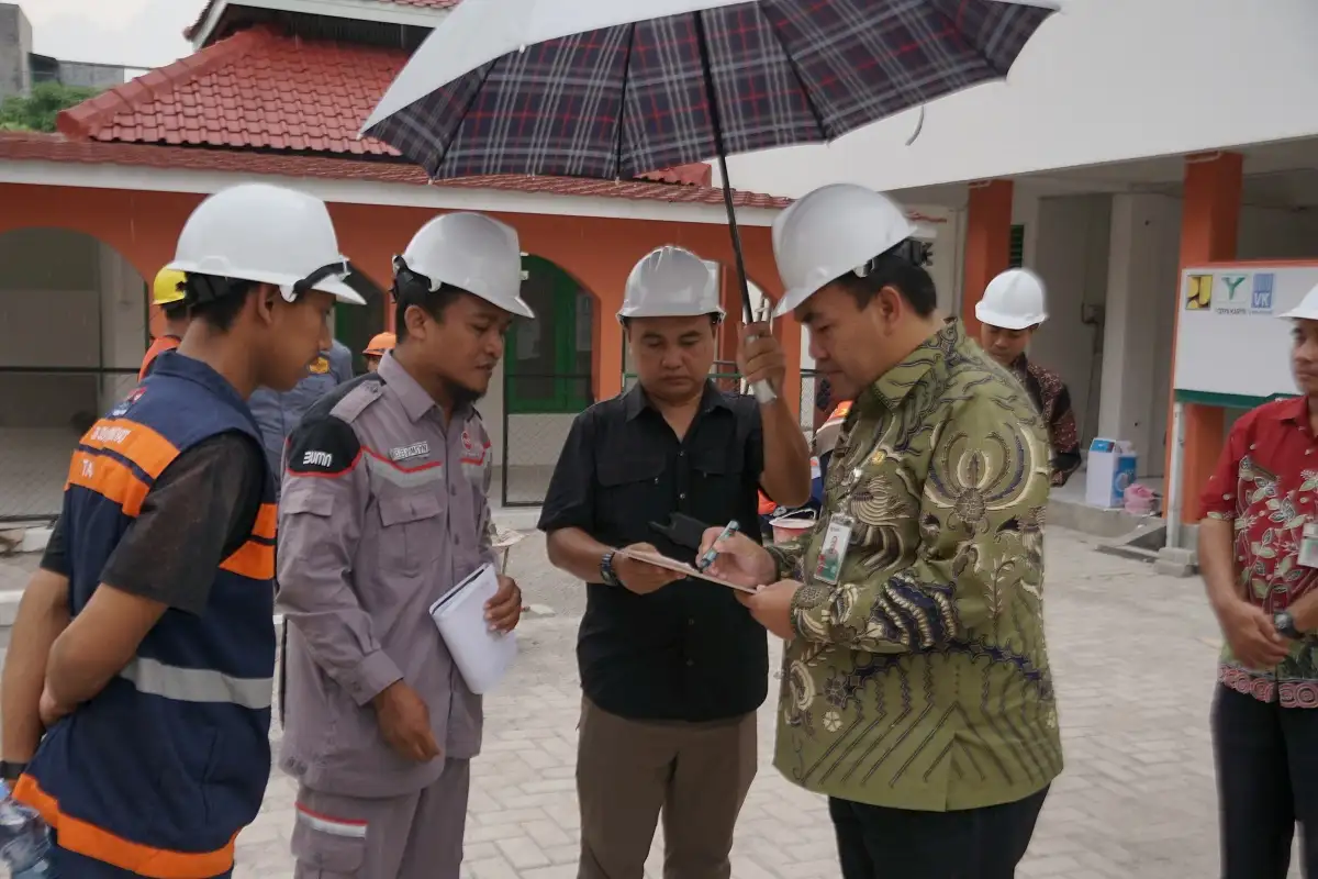 Sidak Lapangan, Bupati Arief Targetkan Gedung Sekolah Rakyat Selesai Awal Juli