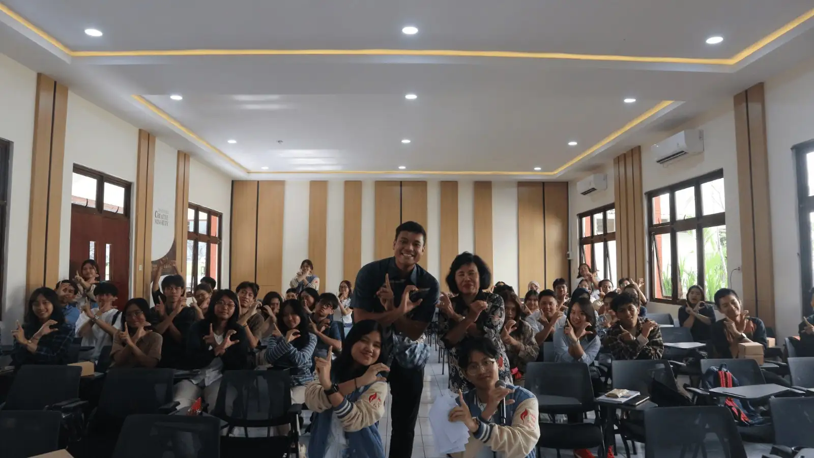 AIESEC UKSW Wujudkan SDGs Melalui Kegiatan Impact Circle 1.0
