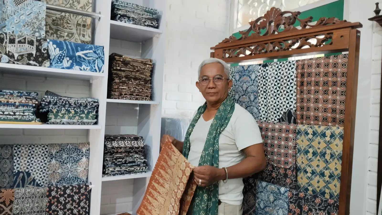 Dari Pewarna Alam hingga Pasar Dunia: Zie Batik dan Jejak Hijau di Semarang