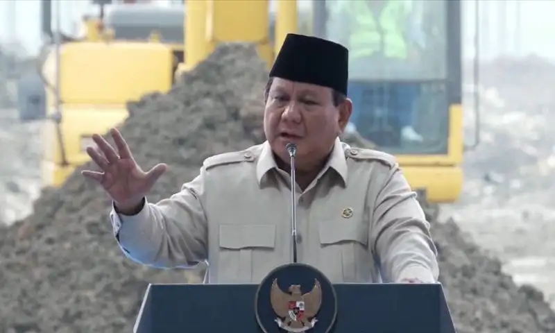 Prabowo ke Kabinet: Yang Tidak Bisa Kerja Cepat, Kita Tinggalkan!