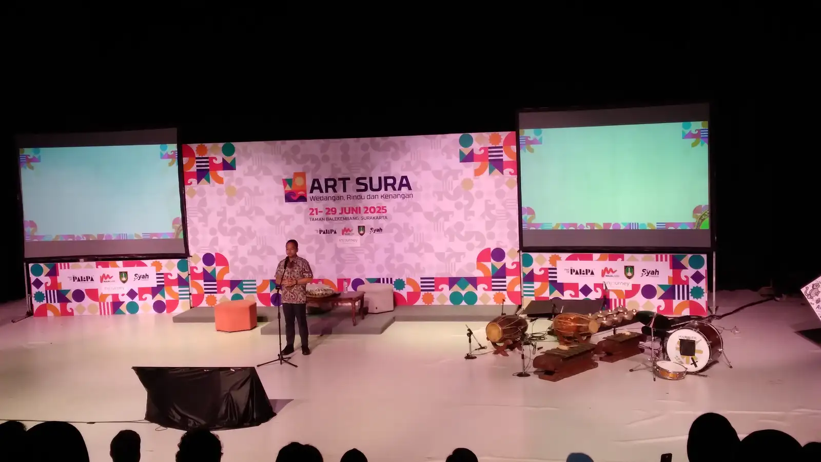 Pembacaan Monolog Oleh Wali Kota Solo Tandai Usainya Art Sura 2025
