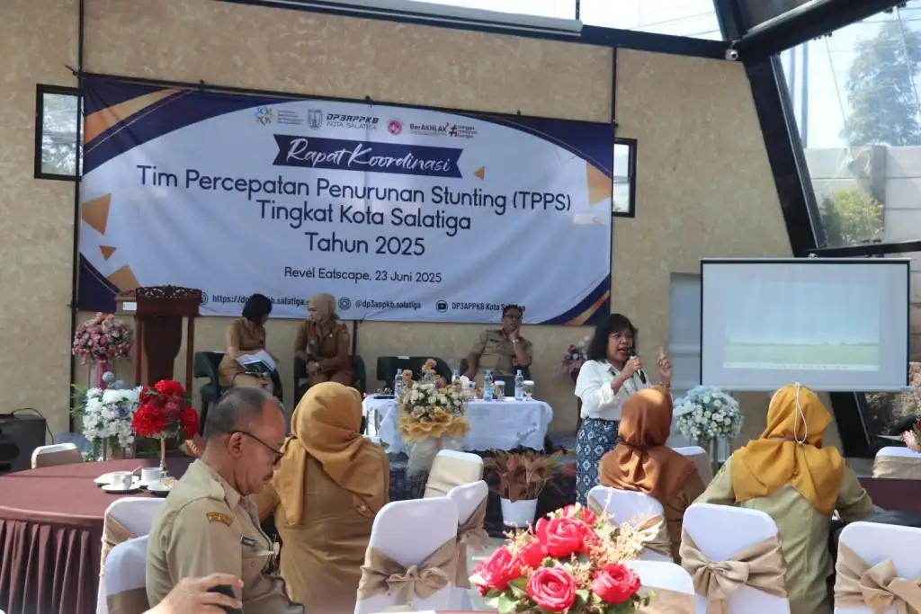 Fiskom UKSW Perkuat Sinergi Ilmiah dalam Upaya Pencegahan Stunting di Salatiga