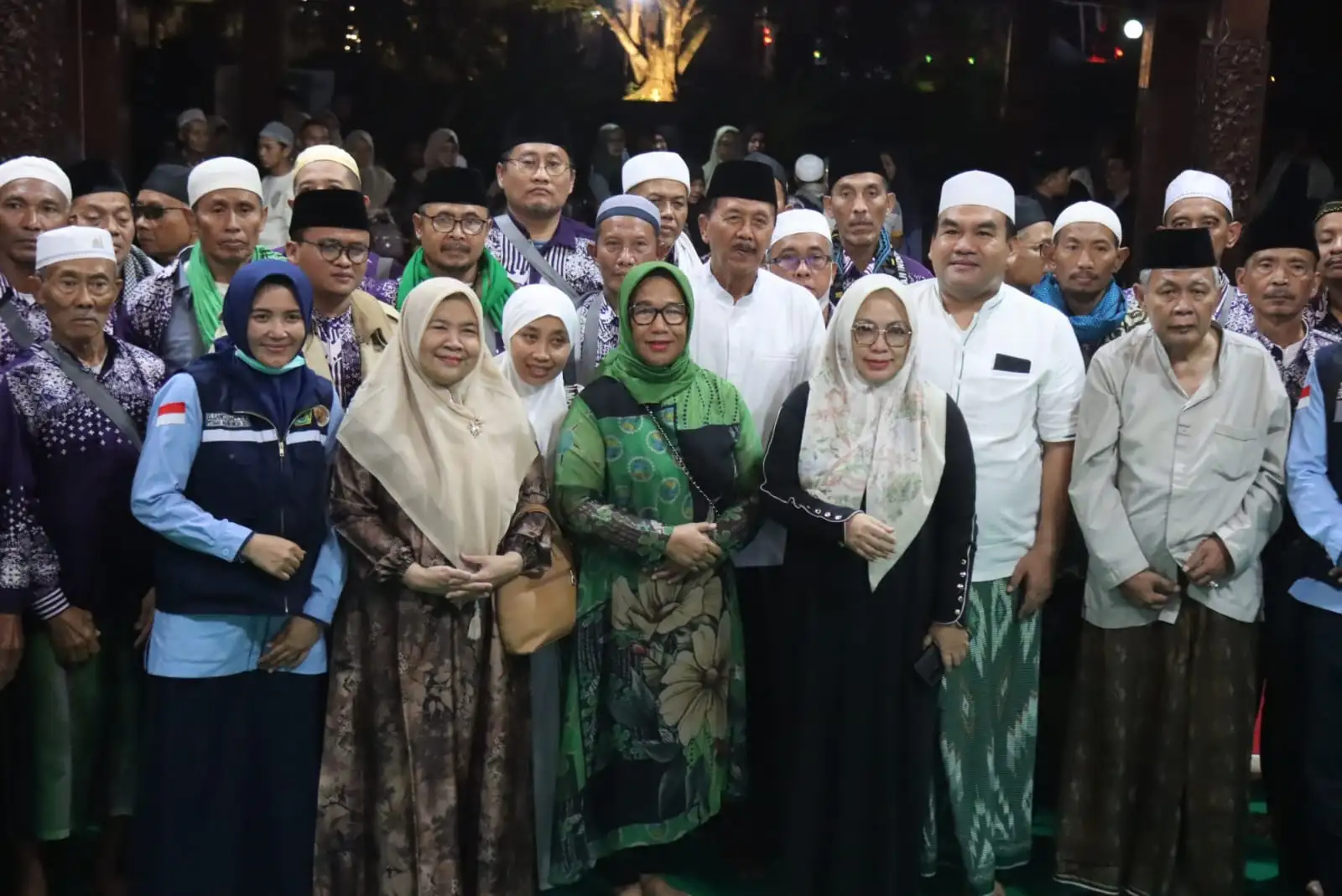 Penyambutan 360 Jemaah Haji di Pendopo Kabupaten Blora Penuh Haru