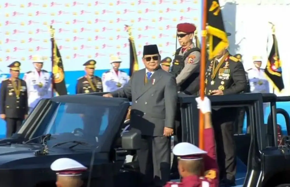 Menumpang Maung, Presiden Keliling Monas Inspeksi Pasukan saat Hari Bhayangkara