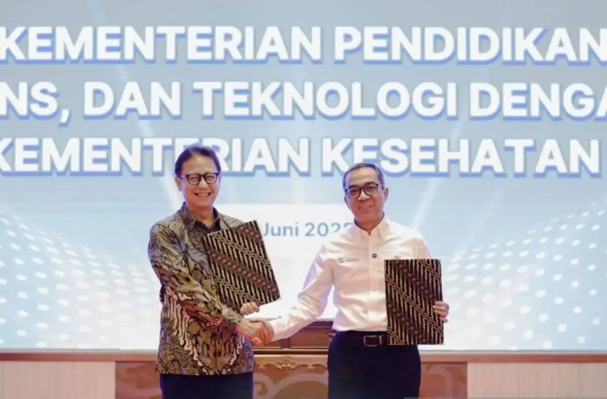 Kemdiktisaintek-Kemenkes Teken Komitmen Bersama Perkuat Kualitas Dokter