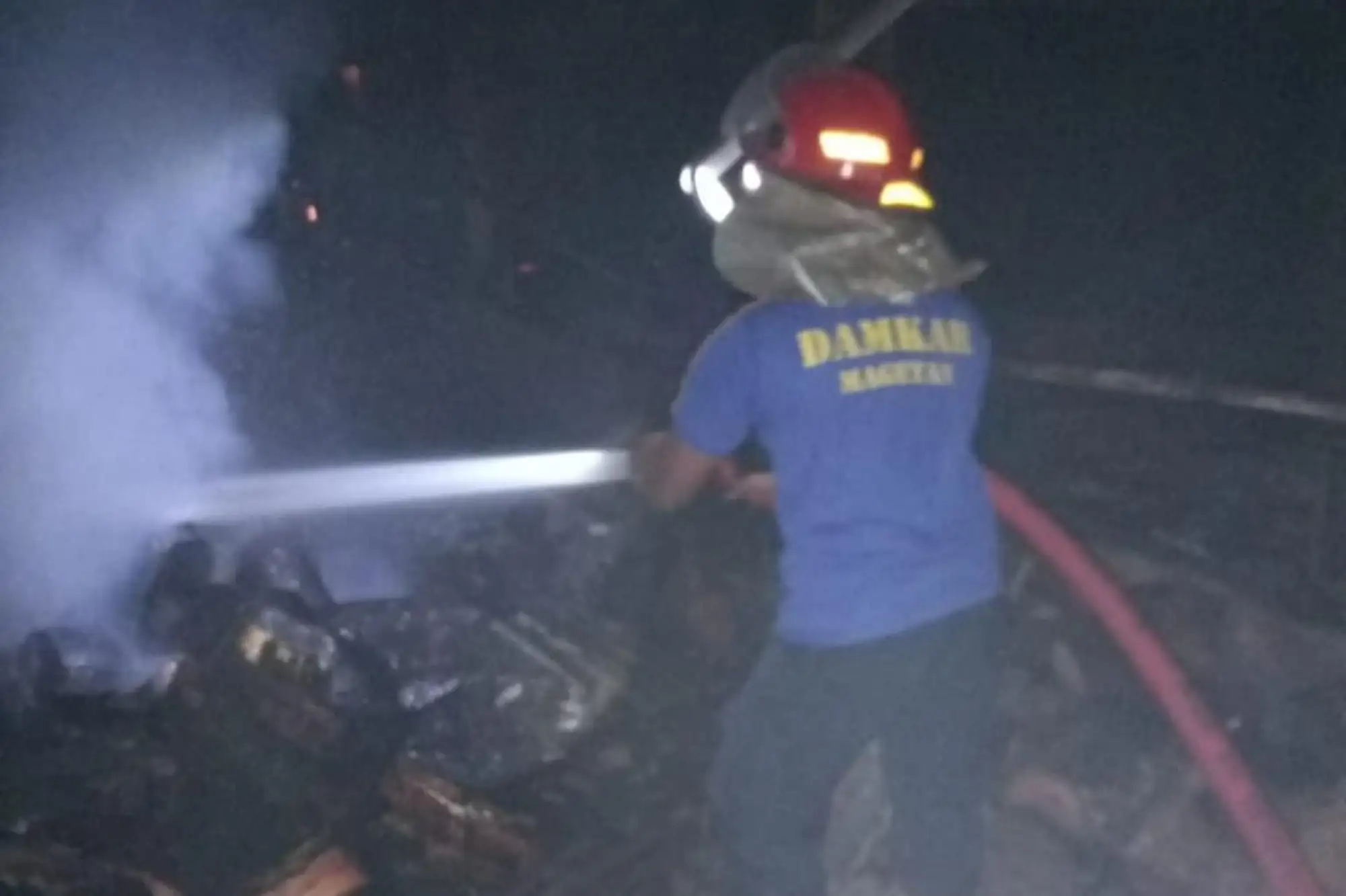 Oven Meledak Picu Kebakaran Kandang Ayam di Parang Magetan, Kerugian Rp500 Juta