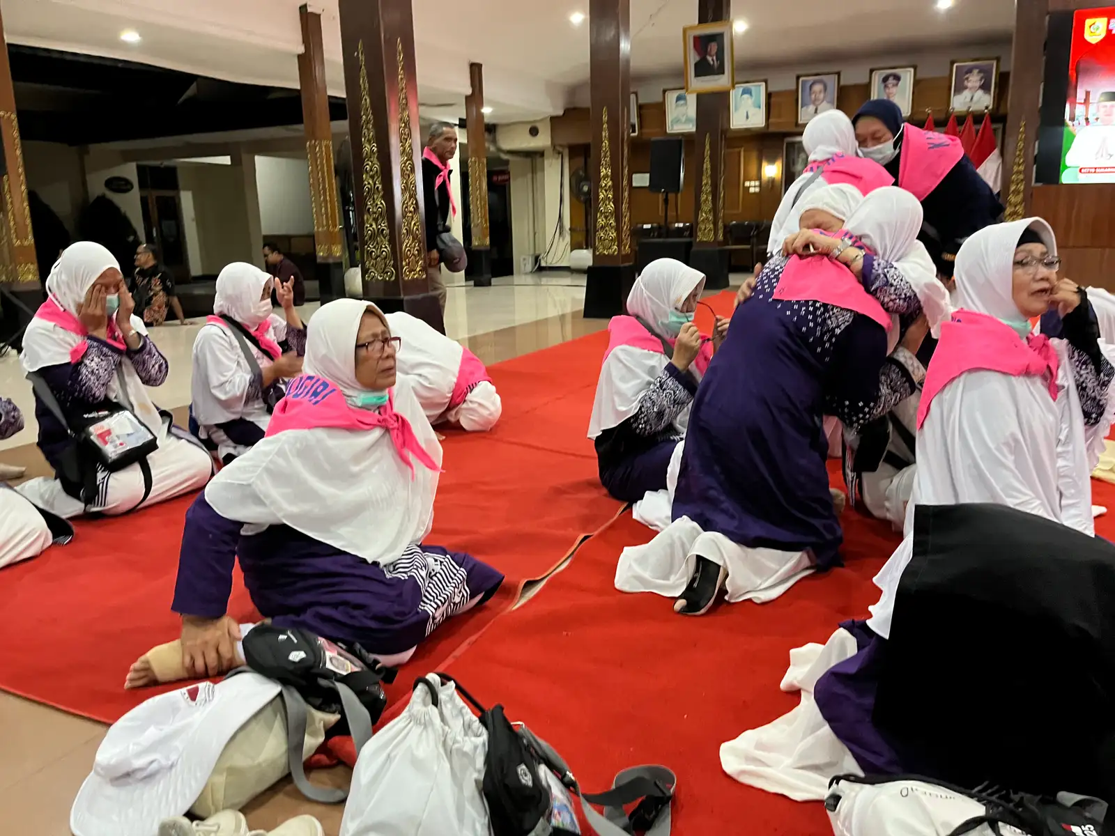 Ratusan Orang Jemaah Haji Wonogiri Pulang, 2 Orang Dilarikan ke Rumah Sakit