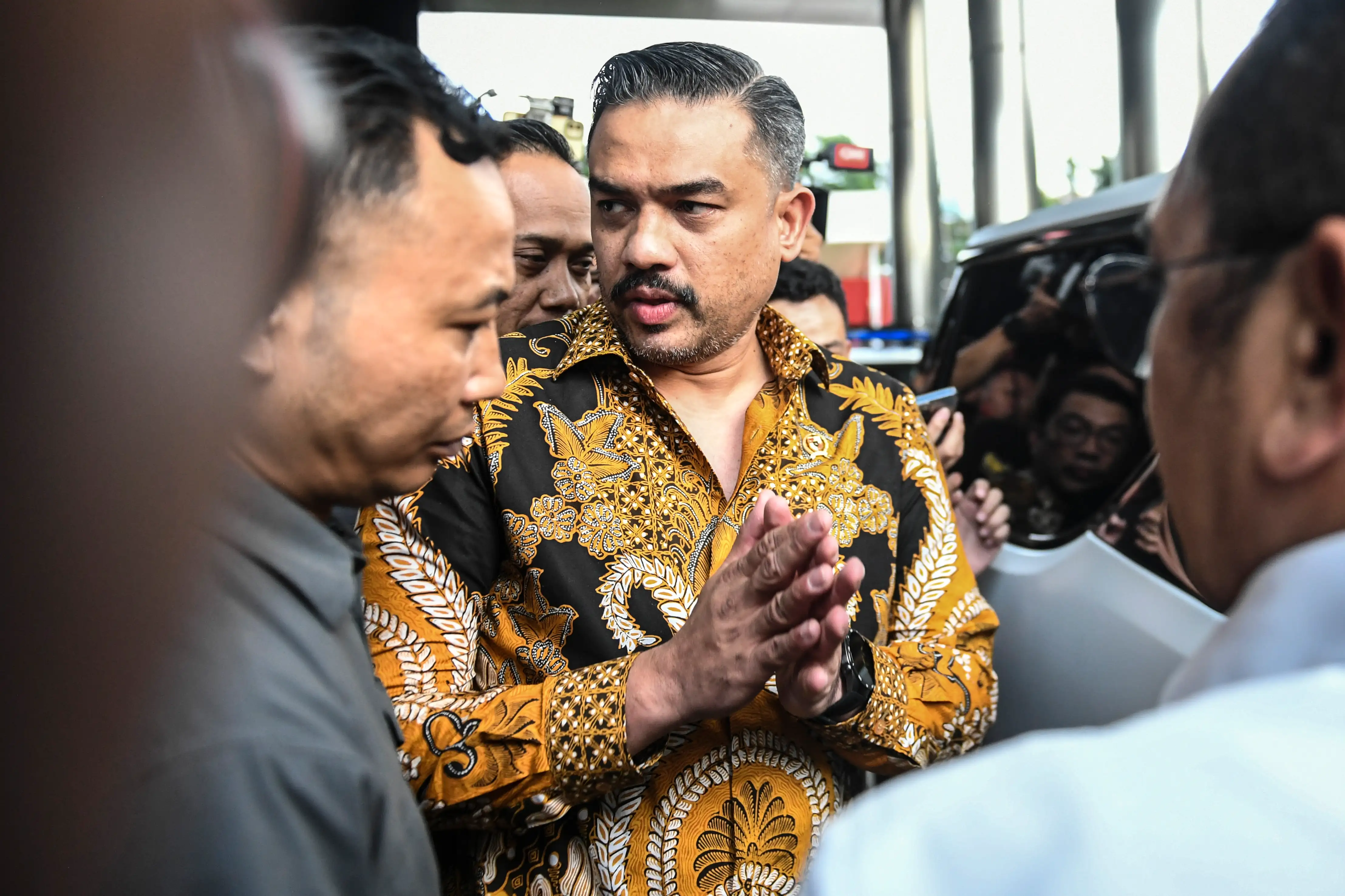 Viral Surat Berkop Resmi Kunjungan Istri ke Eropa, Menteri UMKM Datangi KPK