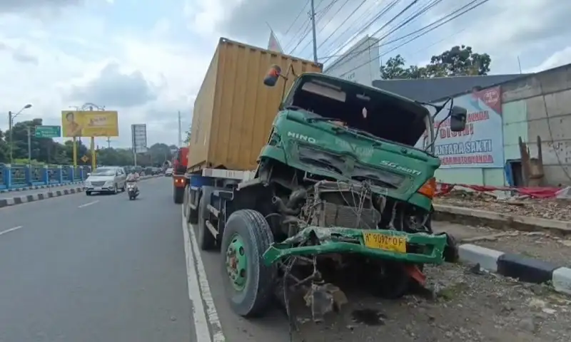 7 Orang Terluka Akibat Kecelakaan 9 Kendaraan di Bawen
