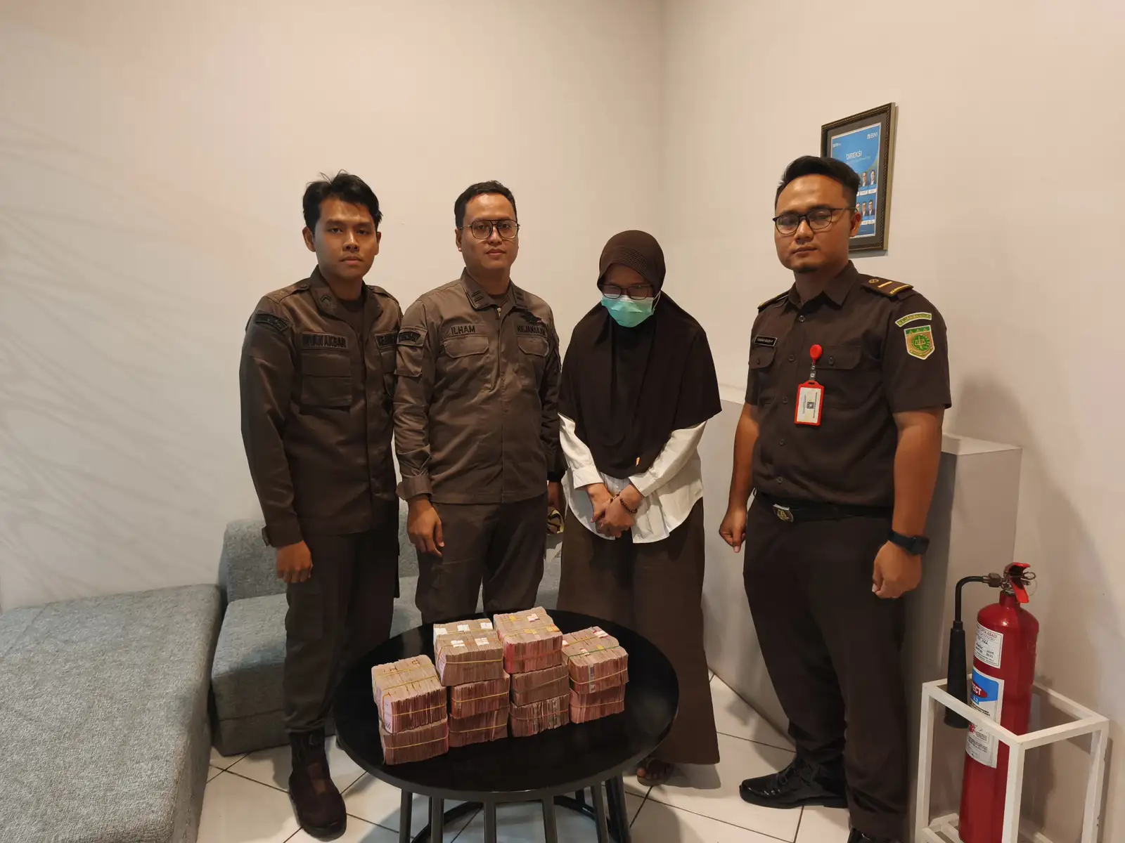 Kejari Karanganyar Sita Uang Rp1 Miliar dari Kepala Dinkes Non Aktif Purwati