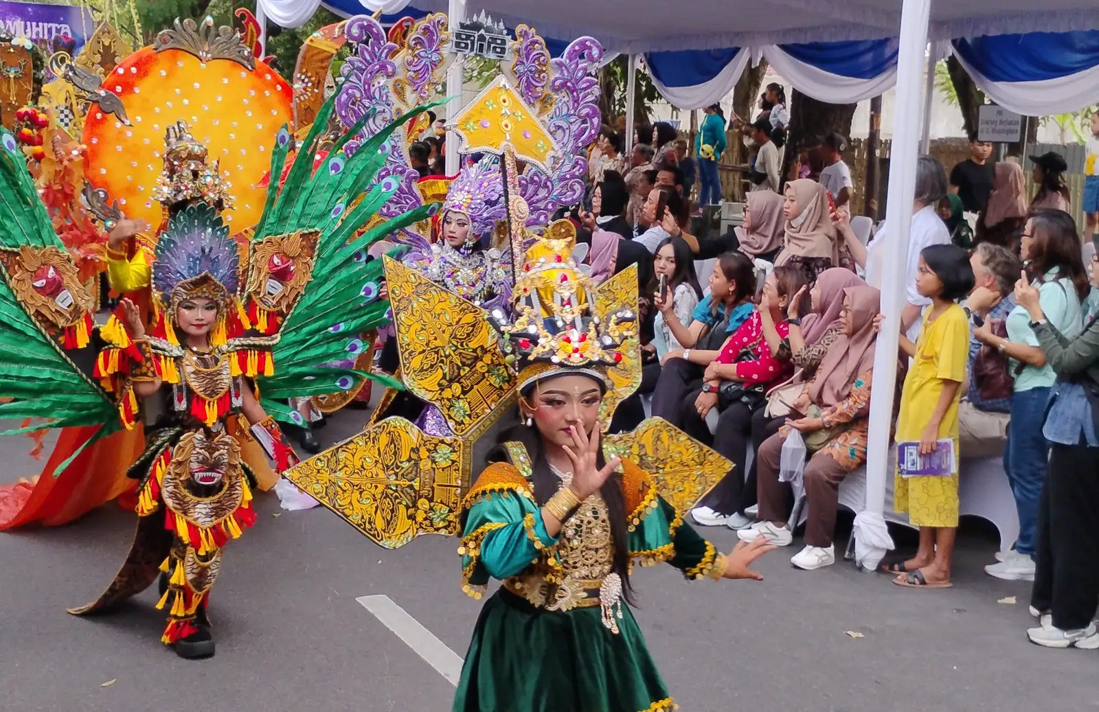 Ini Potensi Wisata Soloraya yang Jadi Inspirasi Kostum Solo Batik Carnival 2025