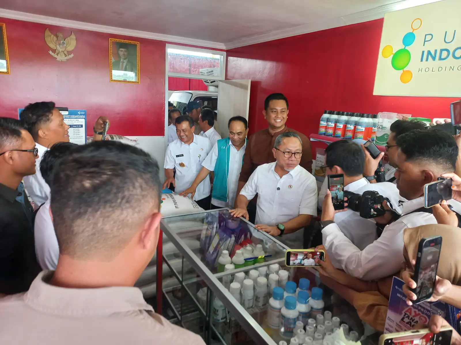 Menko Zulhas Tinjau Persiapan Peresmian Kopdes Merah Putih di Bentangan Klaten