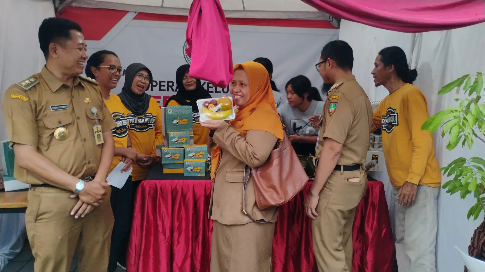 Resmi Meluncur, KMP Kelurahan Kepatihan Kulon Solo Jalankan Usaha Jasa Boga