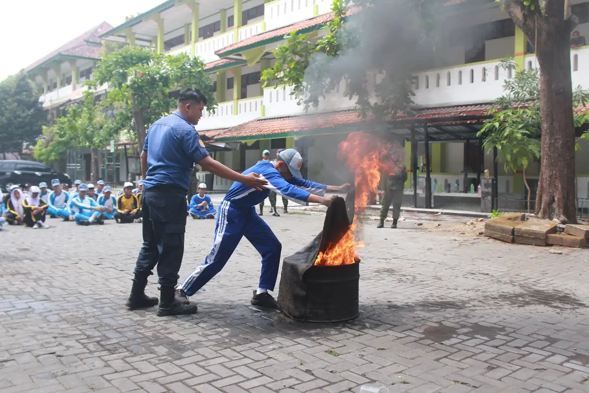 Menwa Satuan 957 Putra Menjangan UIN Surakarta Gelar Latihan PKS
