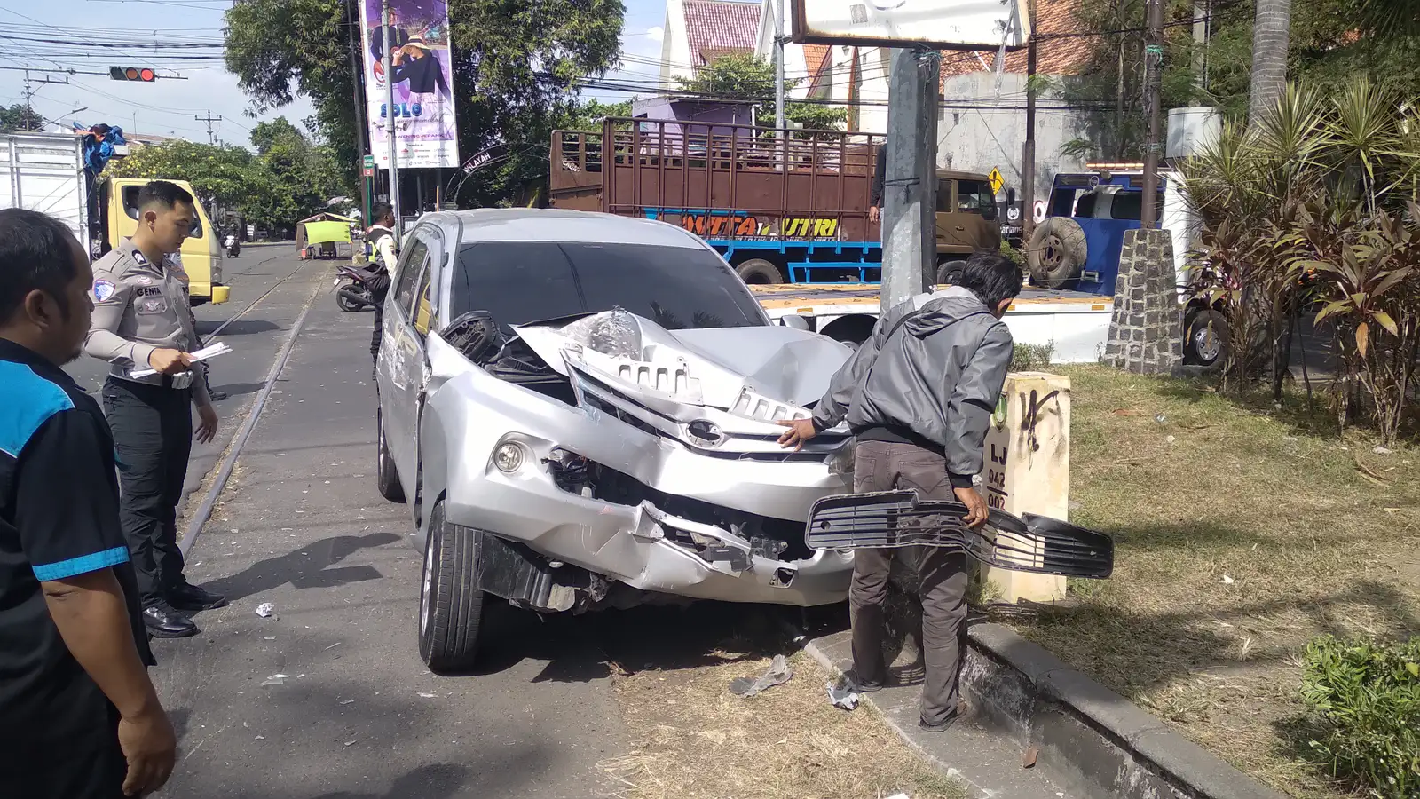 Mobil Tertemper Batara Kresna di Solo, KAI Daop 6 Yogyakarta Ingatkan Disiplin