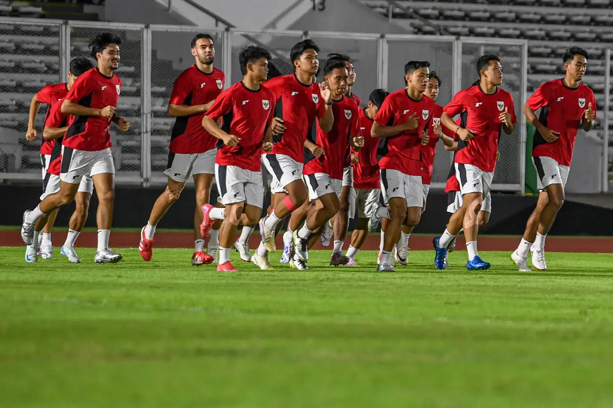 Latihan Resmi Timnas U-23 Indonesia Jelang Lawan Thailand di Semifinal Piala AFF