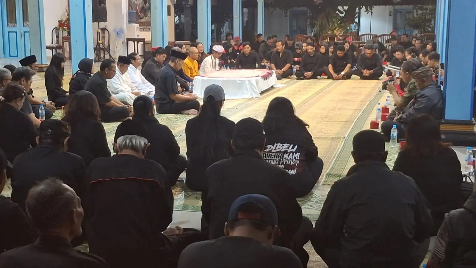 Jelang Vonis Hakim, Ratusan Kader PDIP Solo Doa Bersama untuk Kebebasan Hasto