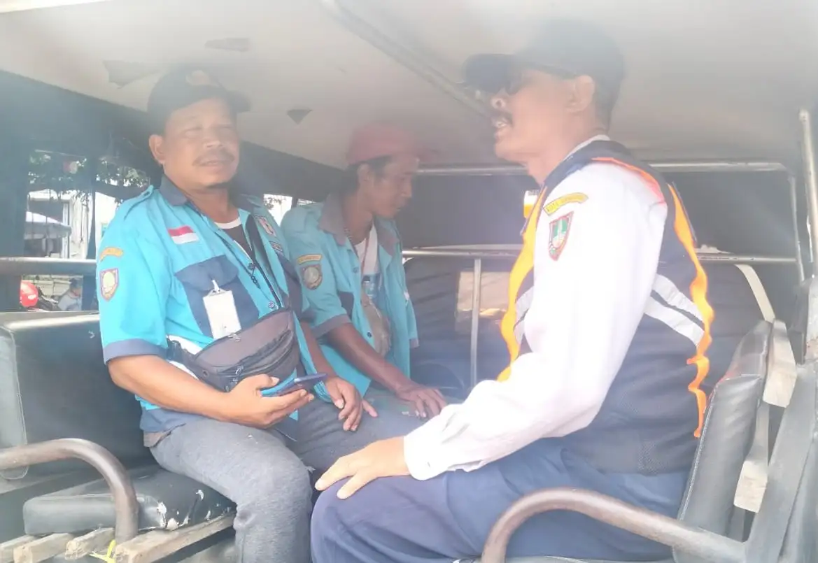 Tarik Retribusi Parkir Rp70.000, 2 Jukir di Pasar Gede Diamankan Dishub Solo