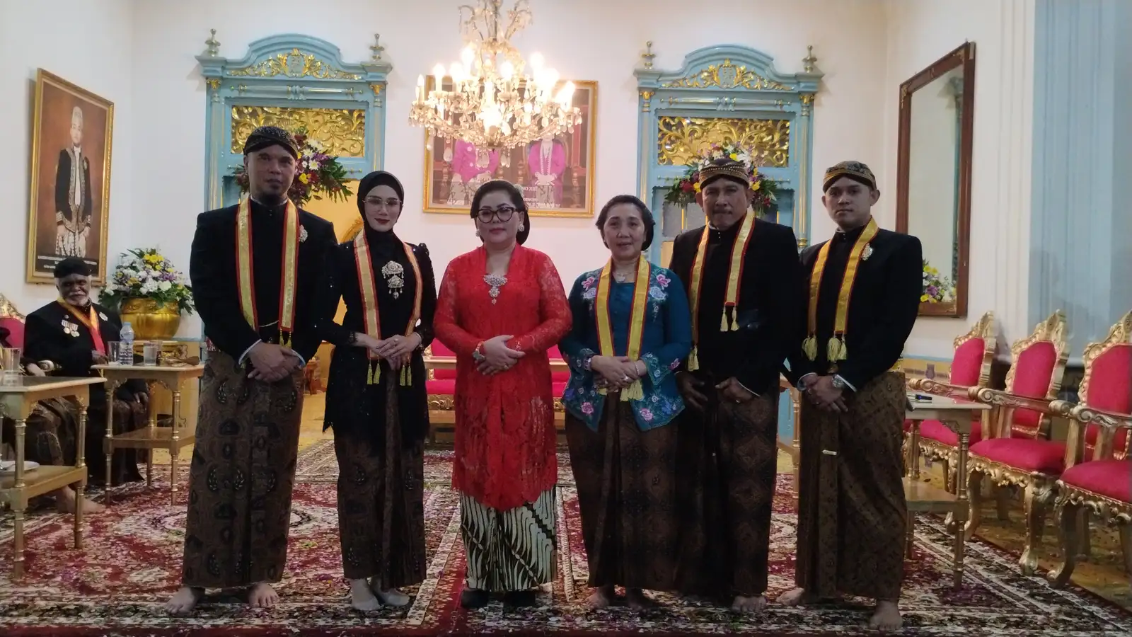 Mantu dengan Tradisi Keraton Solo, Musisi Ahmad Dhani Dapat Gelar Kehormatan