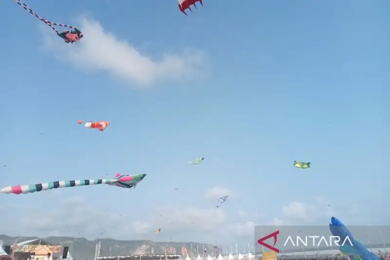 Meriah, 6 Negara Ikut dalam Festival Layang-layang Internasional di Parangtritis