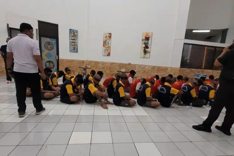 37 Napi Risiko Tinggi dari Jawa Timur Dipindah ke Lapas Nusakambangan