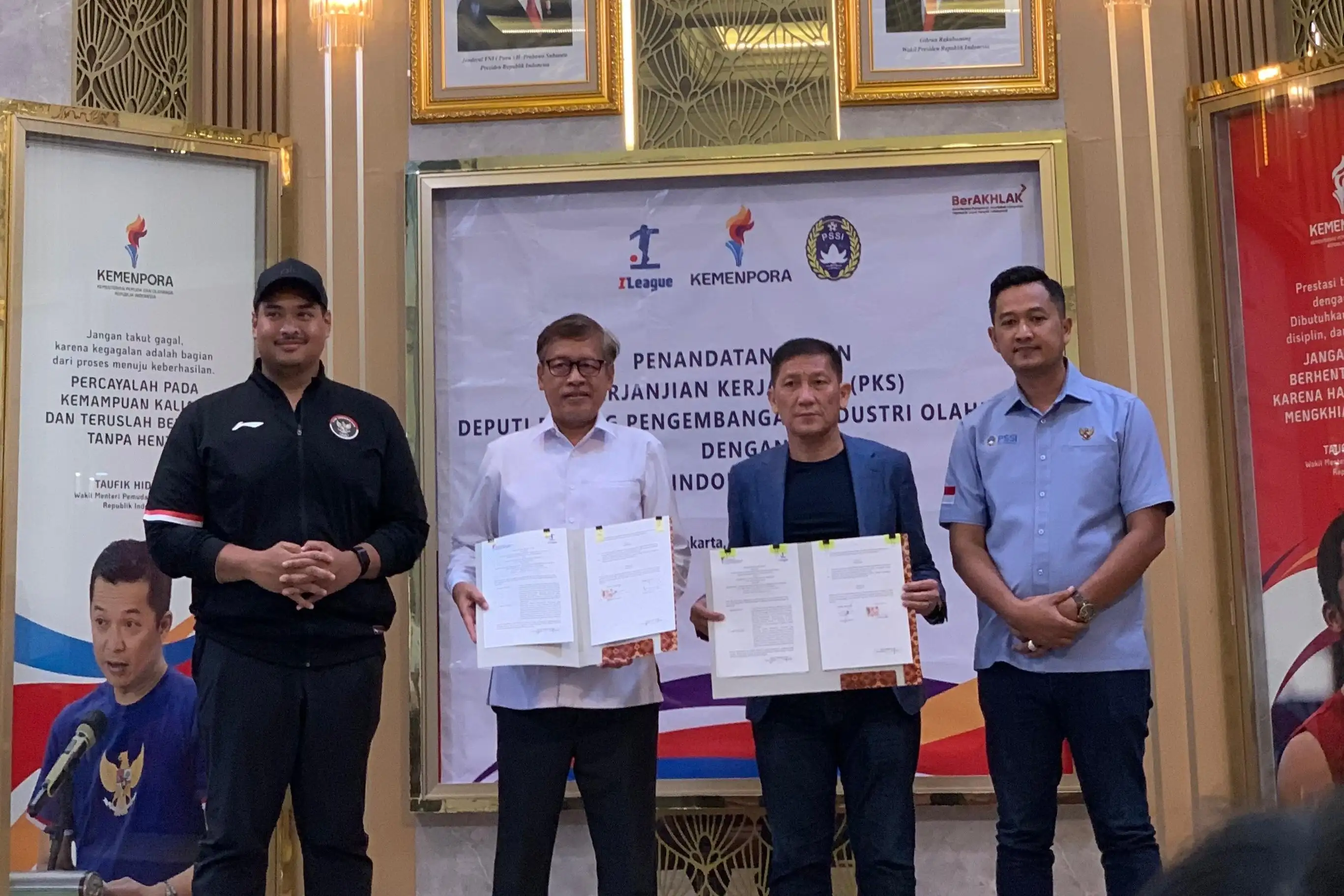 I.League dan Kemenpora Kerja Sama Edukasi Suporter Sepak Bola Indonesia