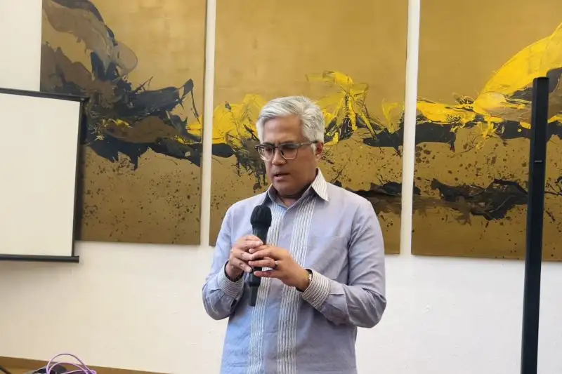 Kemlu Tegaskan Bekerja Sama Penuh dengan Polri Ungkap Kematian Diplomat