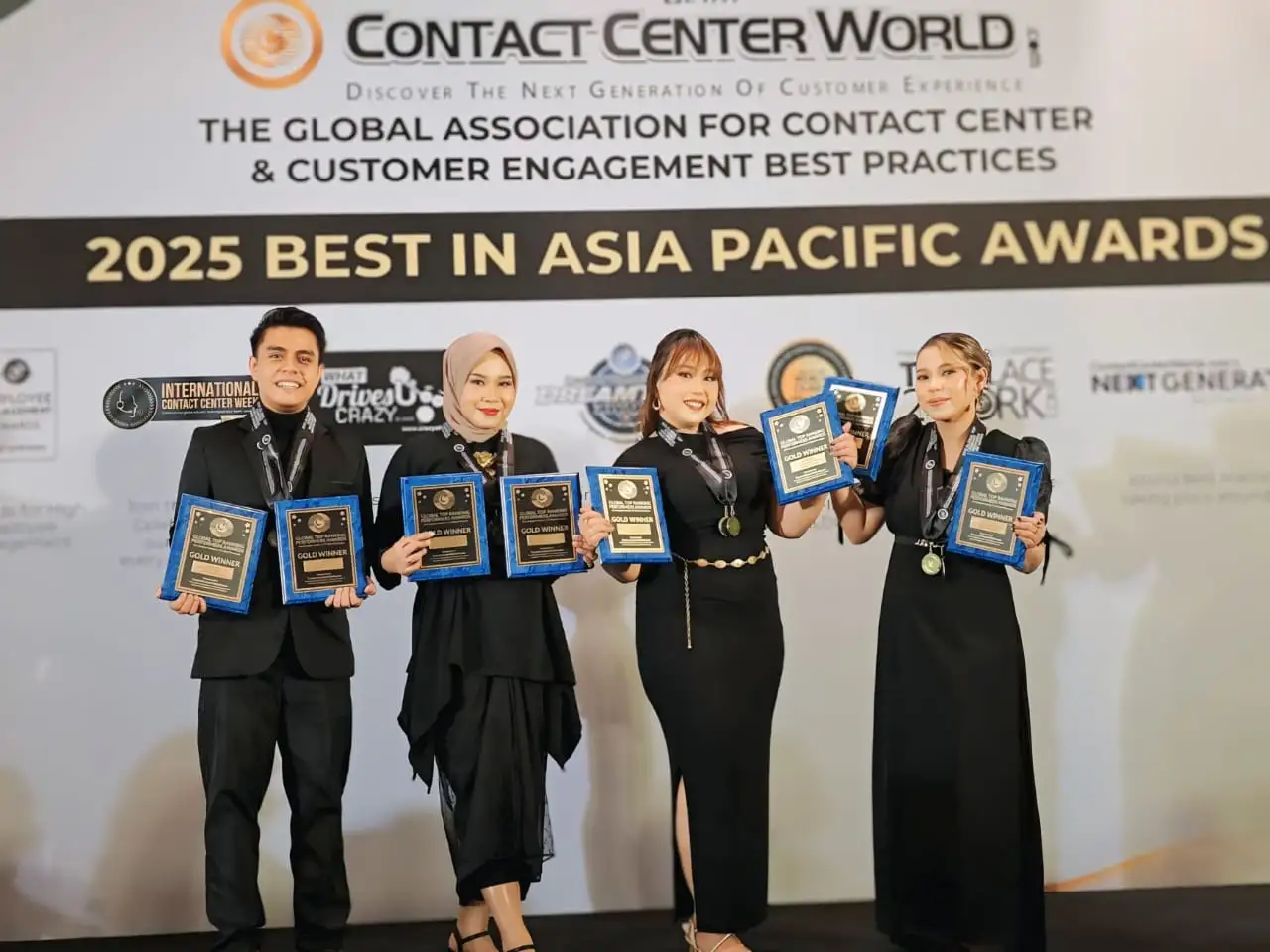 Keren, PLN 123 Site Semarang Raih 4 Medali Emas Ajang Contact Center World
