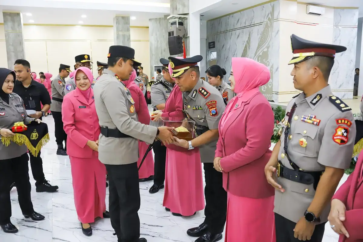 Polda Jateng Mutasi 3 Pejabat Utama & 5 Kapolres, Termasuk Sragen & Wonogiri