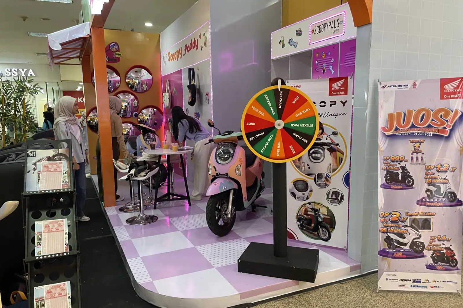 Booth Kolaborasi Honda Scoopy X Paddy di Java Mall Jadi Magnet Warga Semarang