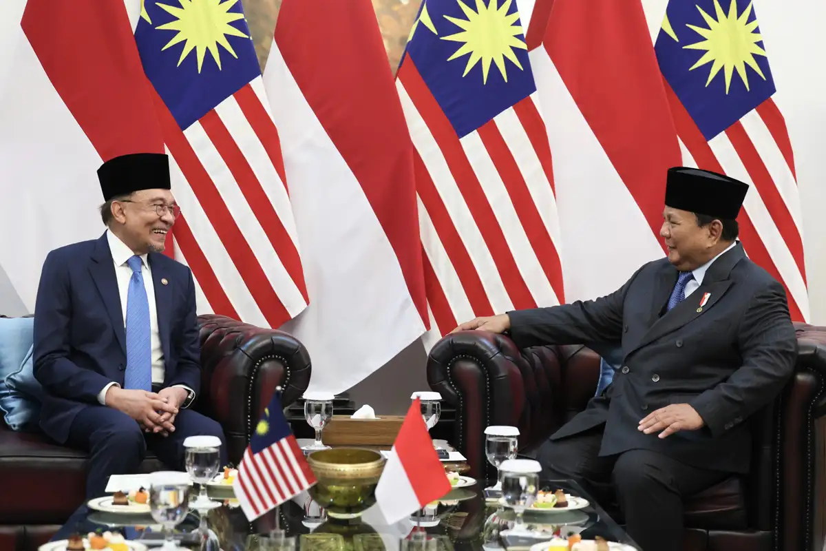 Presiden Prabowo Sambut Kunjungan PM Malaysia Anwar Ibrahim di Istana Merdeka