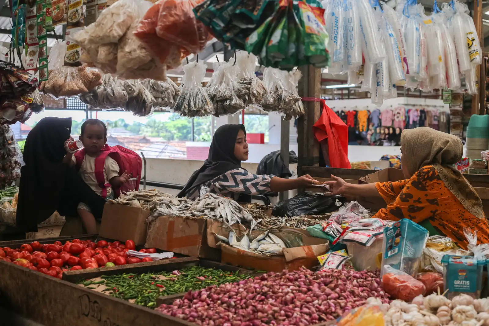 S&P Global Rating Sebut Pertumbuhan Ekonomi Indonesia 2025 Sulit Capai 5%