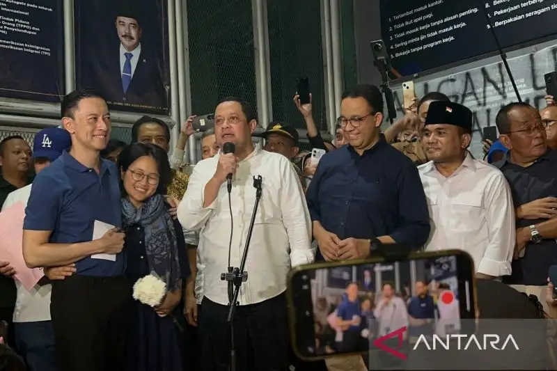 Tom Lembong Resmi Bebas dari Rutan, Anies Baswedan: Kita Rayakan Kebebasan Tom