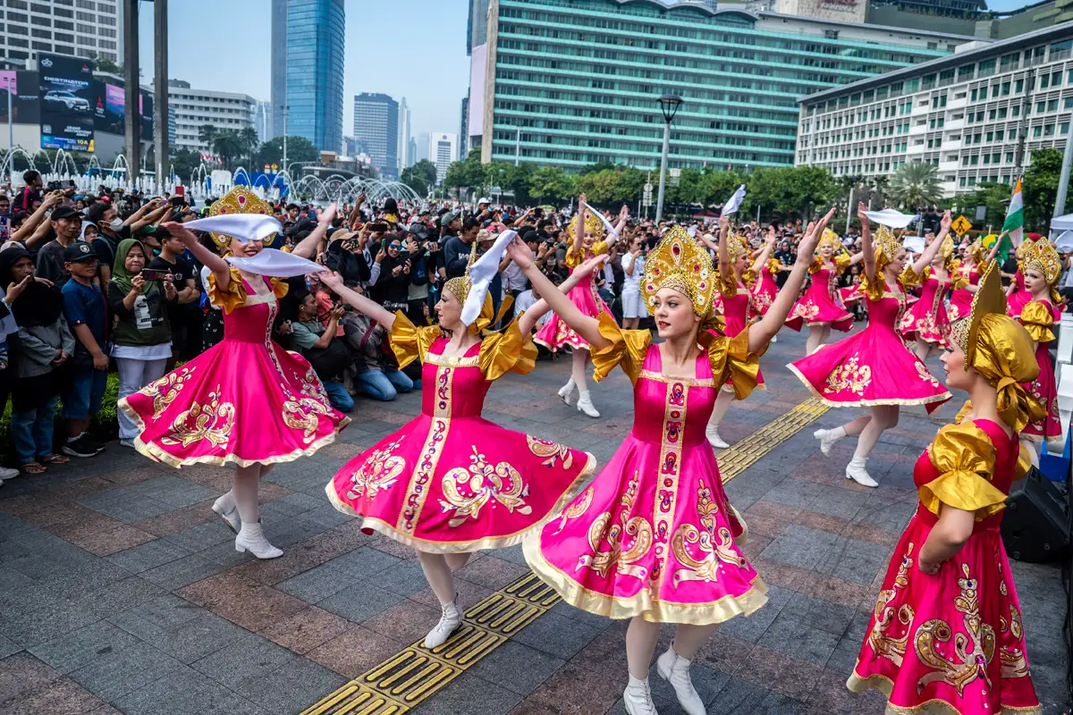 Parade Budaya Jakarta World Folklore Festival 2025