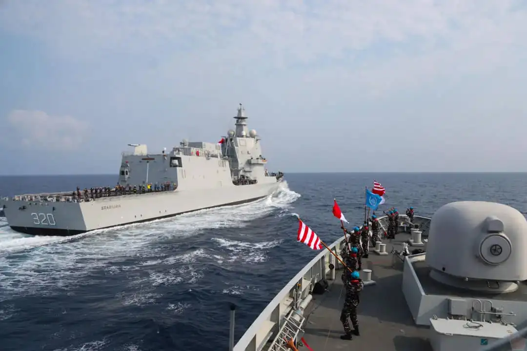 Kapal Perang Terbaru Indonesia KRI Brawijaya Latihan Manuver di Laut Tengah