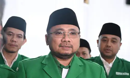 Oyoq fetishining maksimi Amalia ona porno