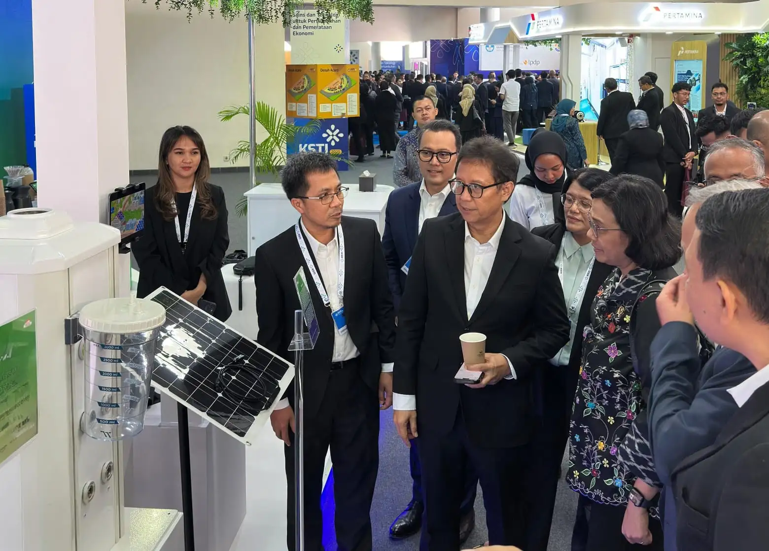 Astra Otoparts Pamerkan Produk Alkes di Konvensi Sains, Teknologi & Industri