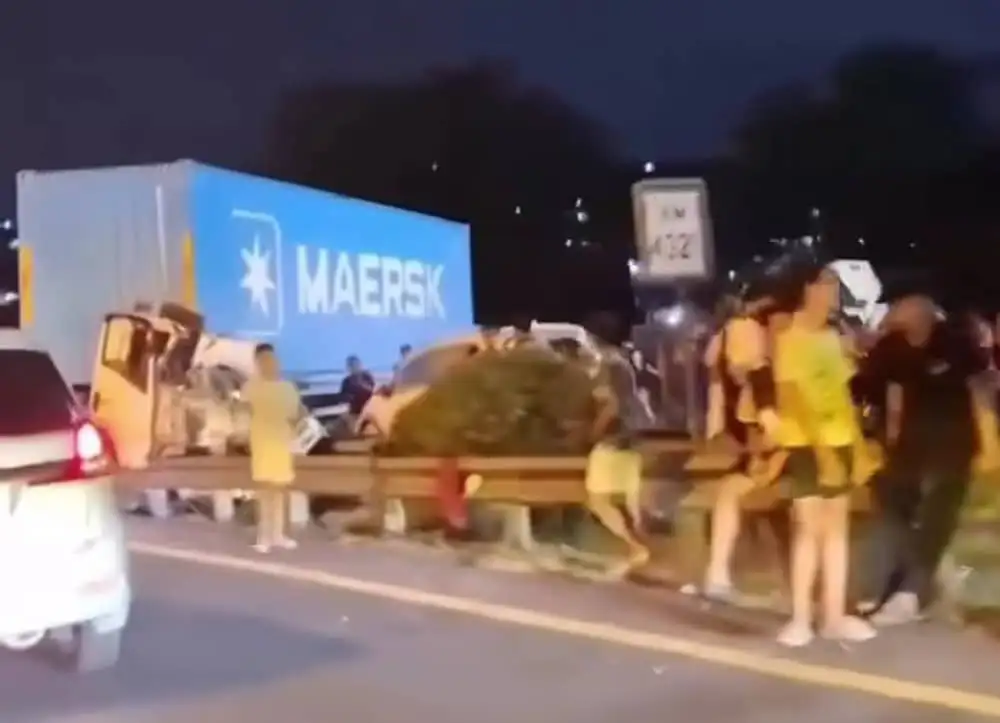 Kecelakaan Beruntun Terjadi di Jalan Tol Semarang Km 432 Seksi C
