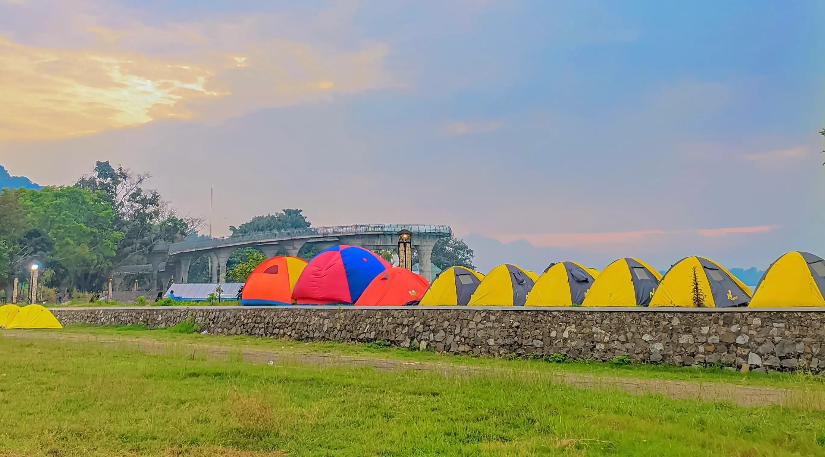 Ada Paket Wisata Camping di WGM Wonogiri, Cek Tarif dan Cara Bookingnya