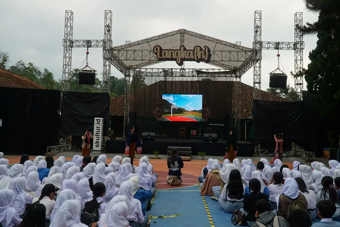 Mahasiswa Fiskom UKSW dan SMA N 1 Getasan Gelar Acara Kesenian Tradisional