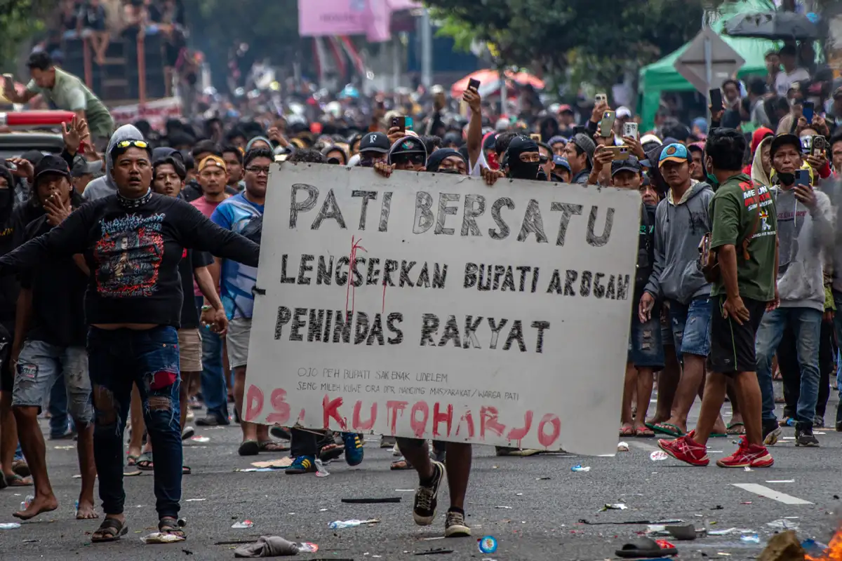 Pengamat Hukum: Kepala Daerah Bisa Diberhentikan Jika Aturan Abaikan Rakyat