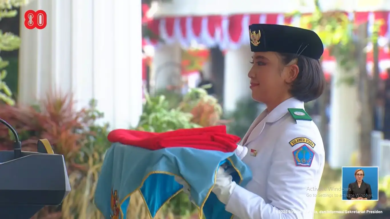 Bianca Alessia dari Tomohon Sultra Jadi Pembawa Baki Bendera Upacara HUT RI 2025