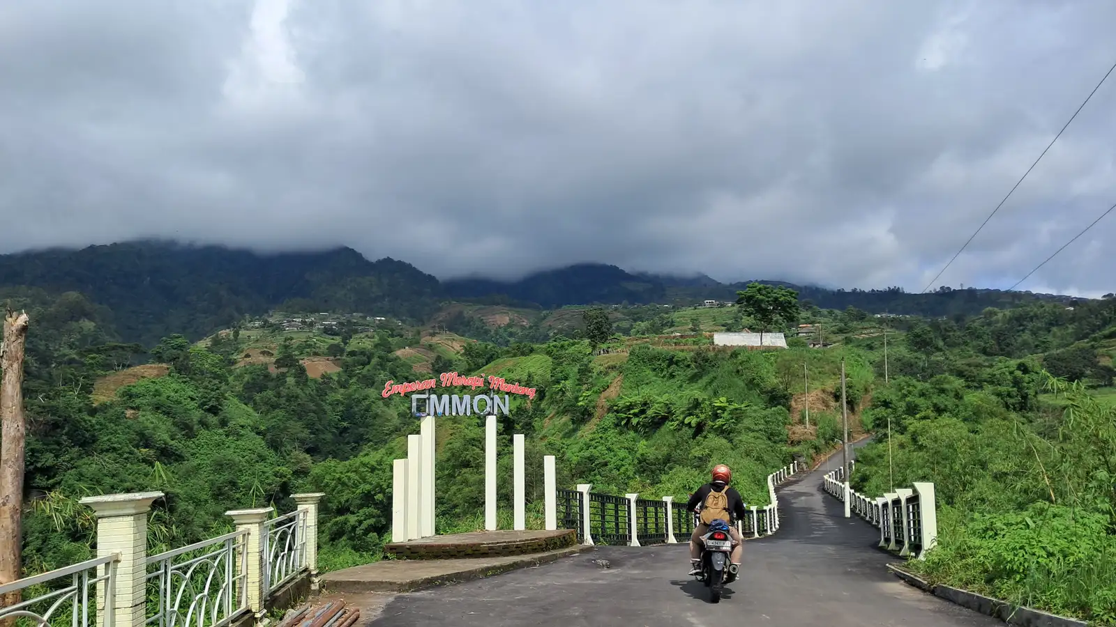 Indahnya Panorama Gunung dari Ketinggian Emmon di Lereng Merapi Boyolali