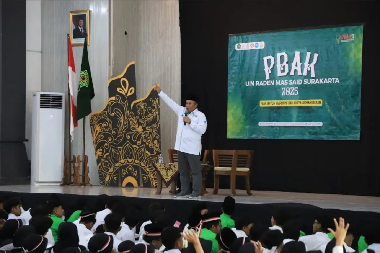 Rektor Sampaikan Pesan Menag ke Mahasiswa Baru UIN Surakarta