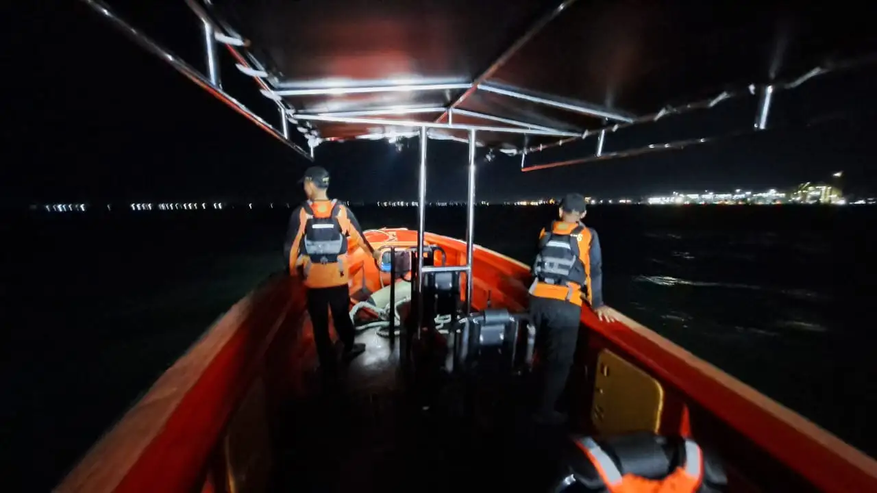 Tiga Hari Cuaca Ekstrem di Laut Jawa: 8 Orang Hilang, 2 Meninggal Dunia