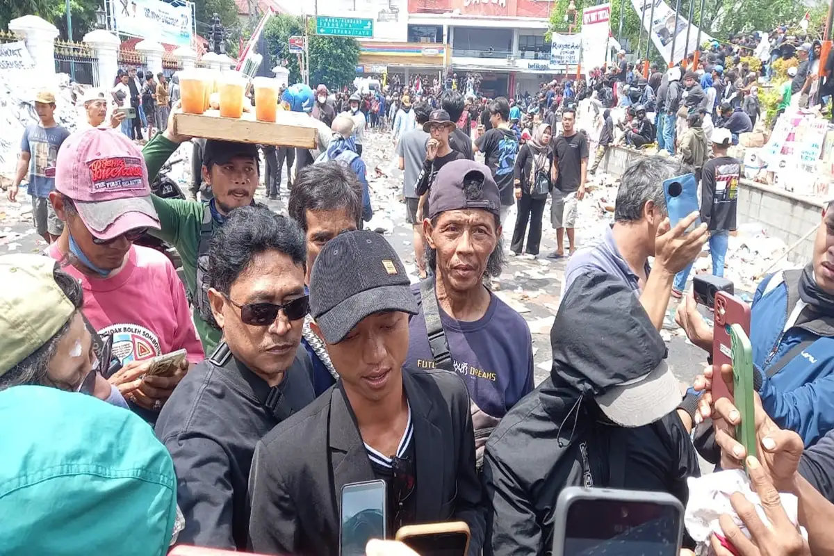 Sosok Ahmad Husein, Koordinator Demo Pati yang Damai dengan Bupati Sudewo